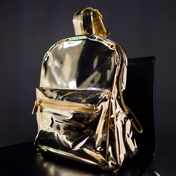 COPY - Gold backpack with pockets - Picture 1 of 1